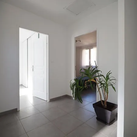 ヴィラ Du Vallon アルマーニュ・アン・プロヴァンス